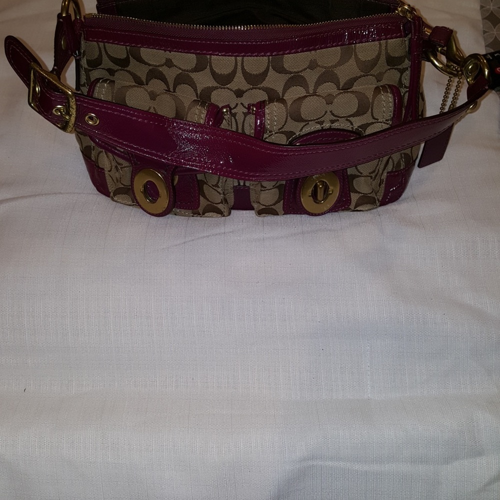 Signature Coach purse